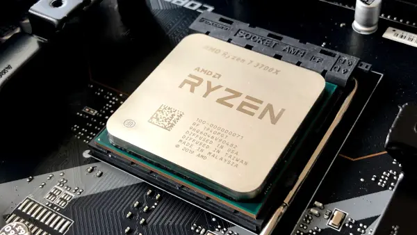 Game server-ydeevne: CPU-clockhastighed vs kerneantal